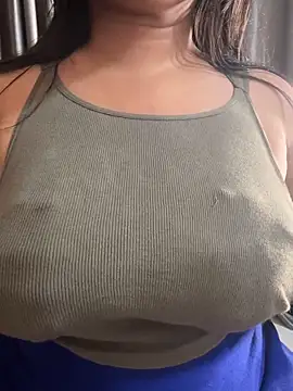 Snapshot of Maggi-is-back chatting on October 24, 2025, 2:54 am Maggi-is-back online show from October 24, 2025, 2:54 am