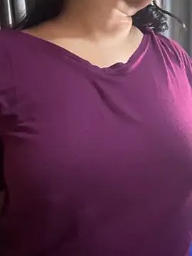 Snapshot of Maggi-is-back chatting on October 26, 2025, 4:24 am Maggi-is-back online show from October 26, 2025, 4:24 am