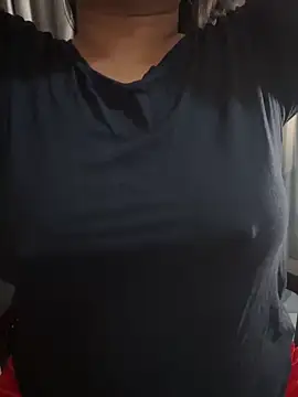 Snapshot of Maggi-is-back chatting on November 10, 2025, 3:00 am Maggi-is-back online show from November 10, 2025, 3:00 am