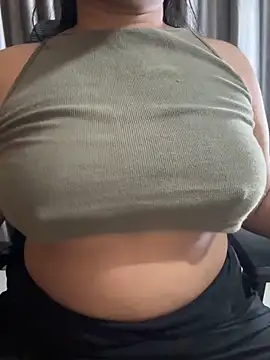 Snapshot of Maggi-is-back chatting on November 22, 2025, 3:16 am Maggi-is-back online show from November 22, 2025, 3:16 am