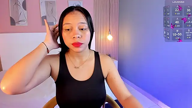 Snapshot of candy_lux30 chatting on September 9, 2025, 4:00 am candy lux30 online show from September 9, 2025, 4:00 am