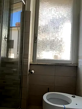 Snapshot of omihaze94 chatting on September 28, 2025, 10:22 am omihaze94 online show from September 28, 2025, 10:22 am