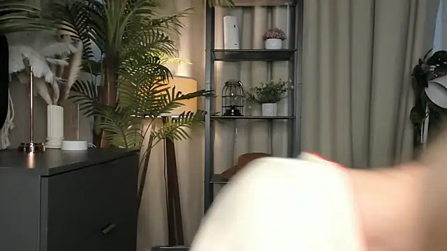 ChinBonnell online show from November 16, 2025, 5:45 am