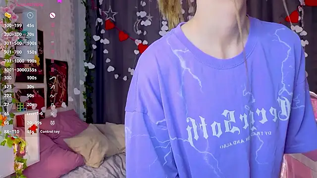 WeiSusi online show from March 17, 2026, 5:49 pm