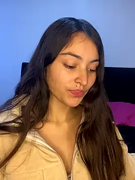 hotwife26 online show from October 30, 2025, 2:04 pm