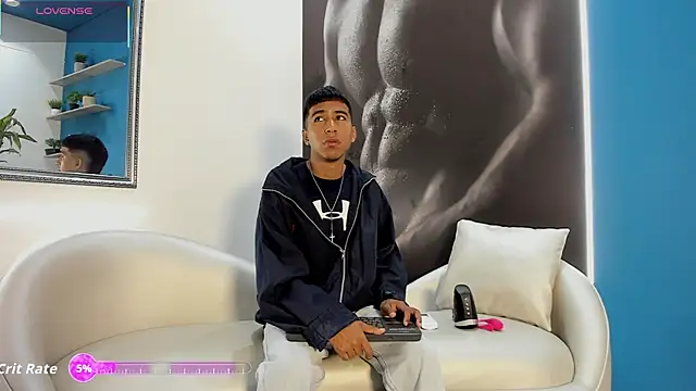 Snapshot of ender_h0t chatting on November 12, 2025, 1:59 pm ender h0t online show from November 12, 2025, 1:59 pm