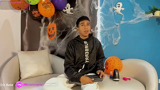 Snapshot of ender_h0t chatting on November 1, 2025, 2:00 pm ender h0t online show from November 1, 2025, 2:00 pm