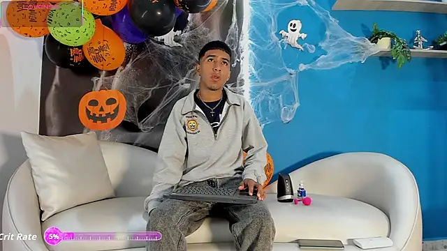 Snapshot of ender_h0t chatting on October 25, 2025, 1:45 pm ender h0t online show from October 25, 2025, 1:45 pm