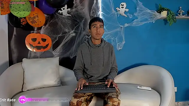 Snapshot of ender_h0t chatting on October 22, 2025, 1:54 pm ender h0t online show from October 22, 2025, 1:54 pm