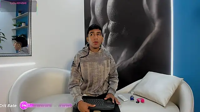 Snapshot of ender_h0t chatting on November 30, 2025, 12:50 pm ender h0t online show from November 30, 2025, 12:50 pm