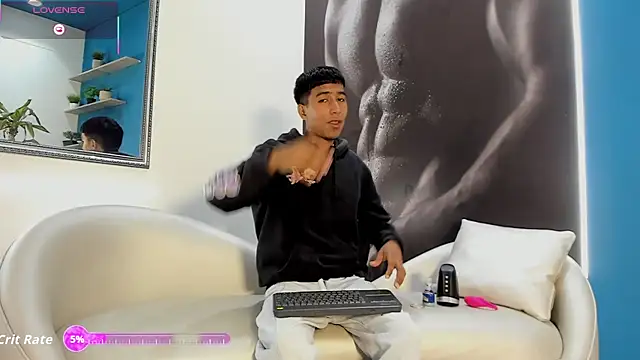 Snapshot of ender_h0t chatting on November 20, 2025, 2:07 pm ender h0t online show from November 20, 2025, 2:07 pm