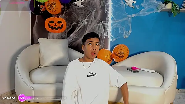 Snapshot of ender_h0t chatting on October 18, 2025, 1:46 pm ender h0t online show from October 18, 2025, 1:46 pm