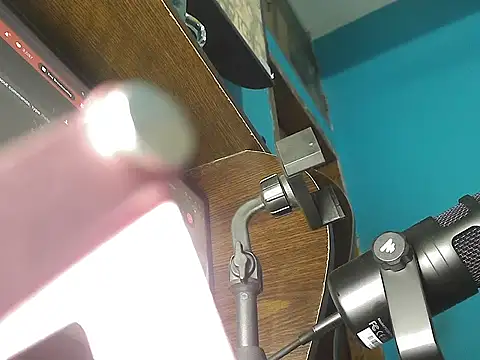 meghbalikargolponoy09 online show from December 15, 2025, 4:35 pm