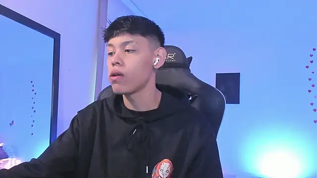 zeus blaze online show from October 2, 2025, 12:30 pm