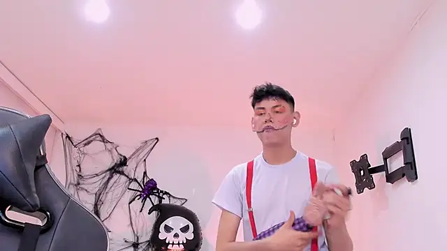 zeus blaze online show from October 3, 2025, 12:28 pm