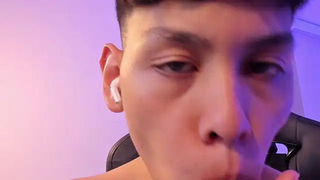 zeus blaze online show from September 27, 2025, 8:37 pm