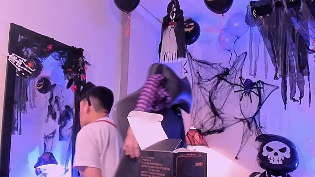 zeus blaze online show from October 9, 2025, 12:38 pm