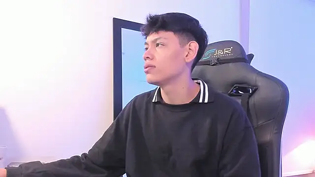 zeus blaze online show from September 11, 2025, 11:54 am