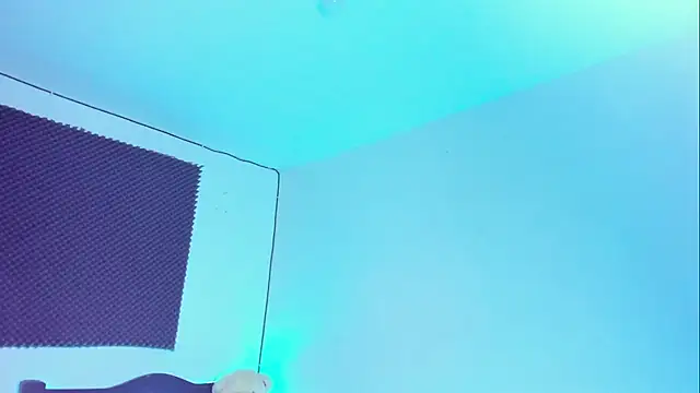 Im naho online show from November 12, 2025, 10:13 pm