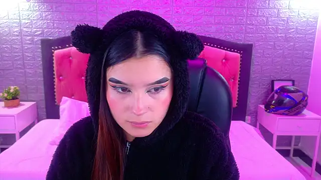 Natalie loffreda online show from January 9, 2026, 3:02 am