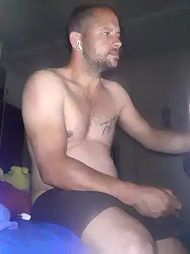 Snapshot of Lekewarmele chatting on October 5, 2025, 8:32 pm Lekewarmele online show from October 5, 2025, 8:32 pm