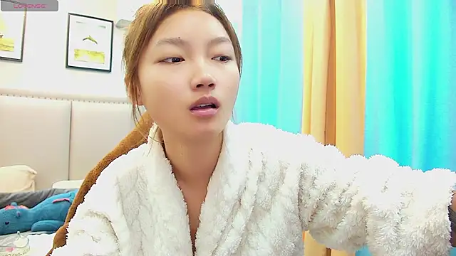 Snapshot of Safer-001 chatting on November 2, 2025, 3:22 am Safer-001 online show from November 2, 2025, 3:22 am