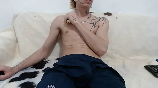 Dan jonson15 online show from November 18, 2025, 2:27 am