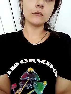 Snapshot of Jenevaonlovex chatting on September 19, 2025, 11:03 am Jenevaonlovex online show from September 19, 2025, 11:03 am