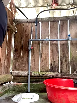 Snapshot of PhanHaa chatting on October 31, 2025, 1:35 am PhanHaa online show from October 31, 2025, 1:35 am