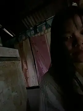 Snapshot of PhanHaa chatting on November 10, 2025, 9:36 am PhanHaa online show from November 10, 2025, 9:36 am