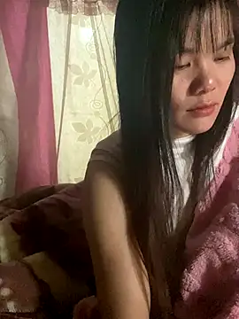 Snapshot of PhanHaa chatting on November 15, 2025, 2:10 pm PhanHaa online show from November 15, 2025, 2:10 pm