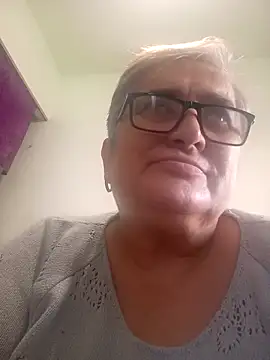 Sonya51561 online show from December 4, 2025, 1:21 pm