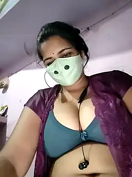 Riya hot12 online show from September 26, 2025, 4:47 pm