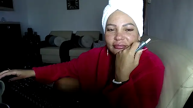 Snapshot of Ella_sweety00 chatting on April 27, 2026, 10:35 am Ella sweety00 online show from April 27, 2026, 10:35 am
