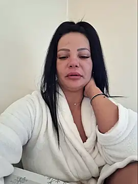 Ella sweety00 online show from April 18, 2026, 10:50 am