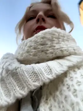 EveLittleSinner online show from October 18, 2025, 2:41 pm