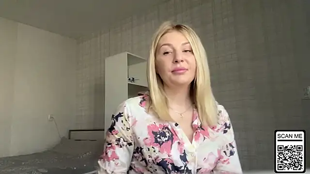 Blondie xoxoxo online show from March 22, 2026, 7:10 am