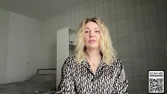 Blondie xoxoxo online show from March 21, 2026, 8:41 am