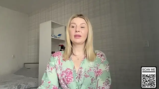 Blondie xoxoxo online show from March 23, 2026, 8:47 am