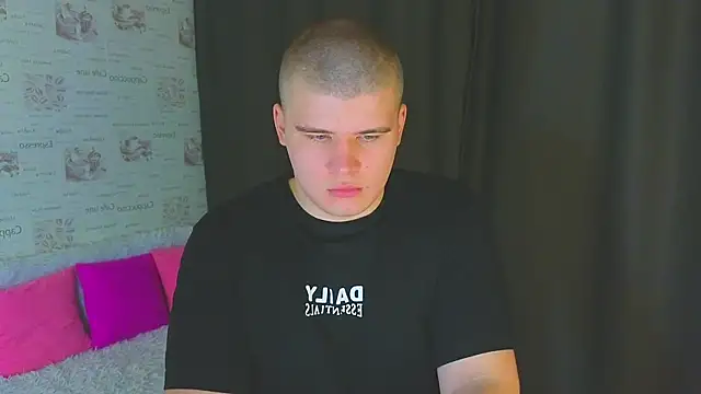 Snapshot of kittenmurr chatting on October 2, 2025, 7:17 pm kittenmurr online show from October 2, 2025, 7:17 pm