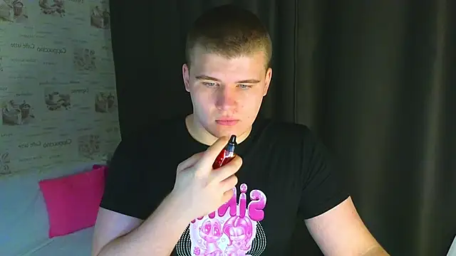 Snapshot of kittenmurr chatting on September 8, 2025, 8:41 pm kittenmurr online show from September 8, 2025, 8:41 pm