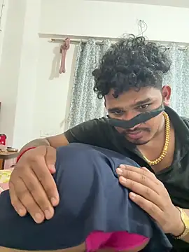 Snapshot of Cutie_Shruti chatting on December 15, 2025, 4:35 pm Cutie Shruti online show from December 15, 2025, 4:35 pm