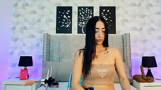 natasha moreno online show from June 4, 2026, 12:32 pm