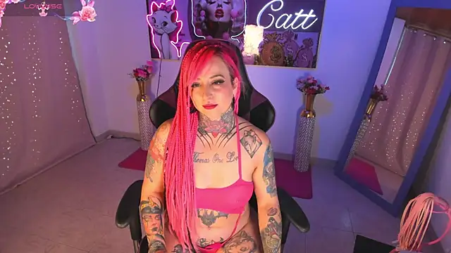 Snapshot of catt_monroe chatting on October 5, 2025, 1:46 pm catt monroe online show from October 5, 2025, 1:46 pm