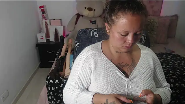 Snapshot of patty_squirt_ chatting on October 1, 2025, 2:38 am patty squirt online show from October 1, 2025, 2:38 am