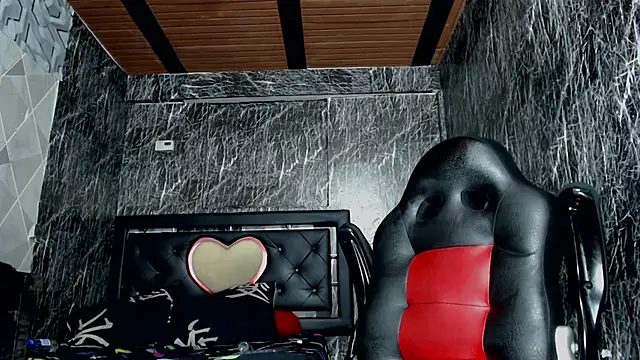 Snapshot of yordi_sandler2 chatting on January 11, 2026, 10:27 pm yordi sandler2 online show from January 11, 2026, 10:27 pm