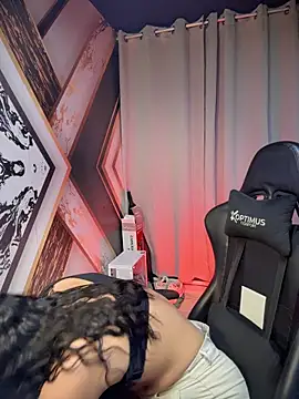 Snapshot of jenn_fit chatting on December 5, 2025, 3:38 am jenn fit online show from December 5, 2025, 3:38 am