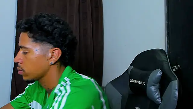 violet and myers online show from April 12, 2026, 6:49 am