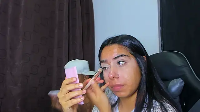 violet and myers online show from February 21, 2026, 11:18 pm