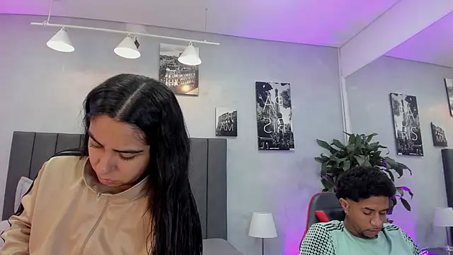 Snapshot of violet_and_myers chatting on November 15, 2025, 11:25 am violet and myers online show from November 15, 2025, 11:25 am